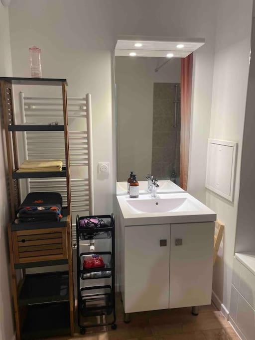 Prego , Cosy Flat Next To Disneylandparis Chanteloup En Brie Exterior foto