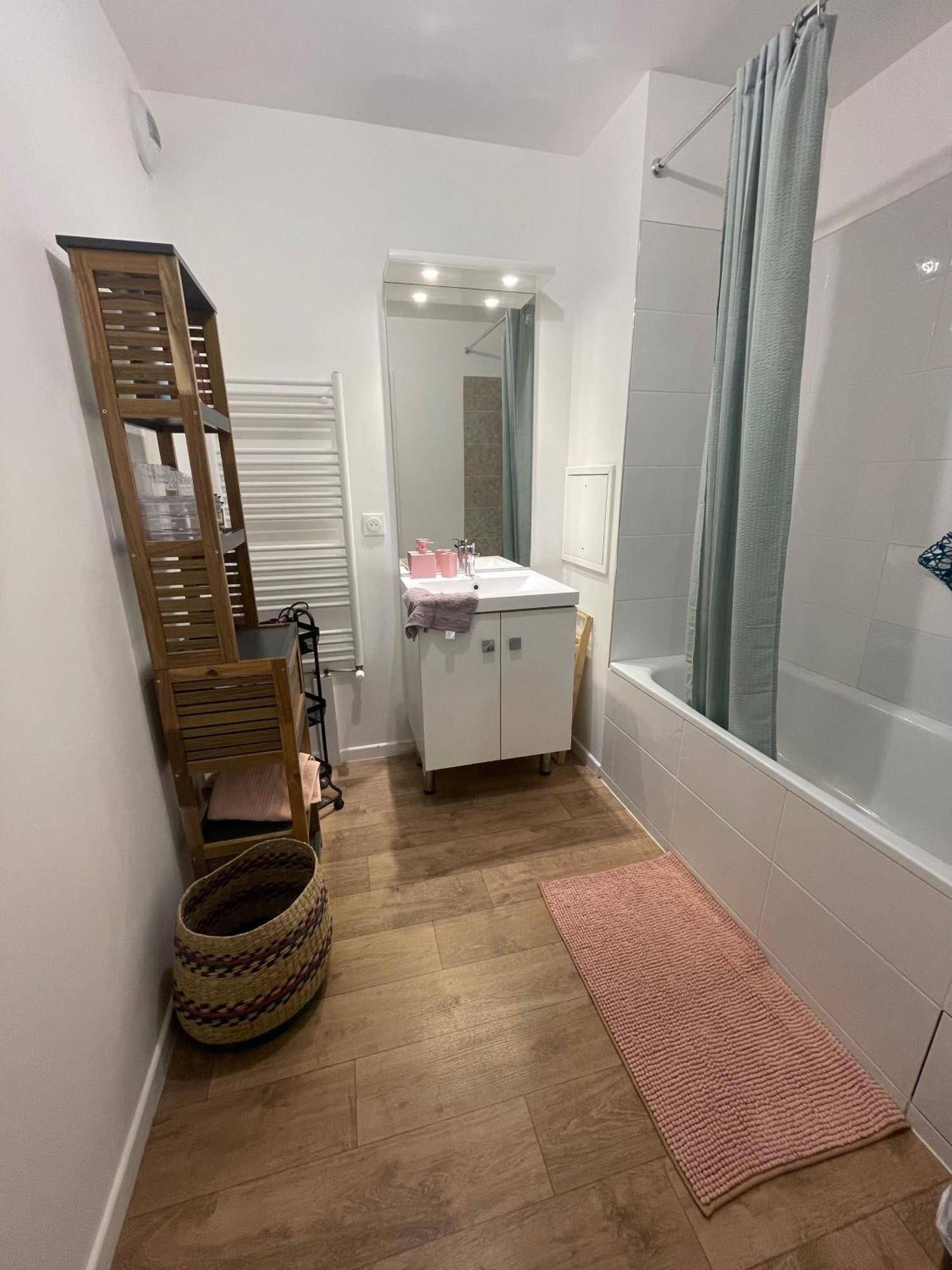 Prego , Cosy Flat Next To Disneylandparis Chanteloup En Brie Exterior foto